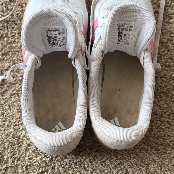 Girls’ Addidas Shoes - Picture 5 of 5